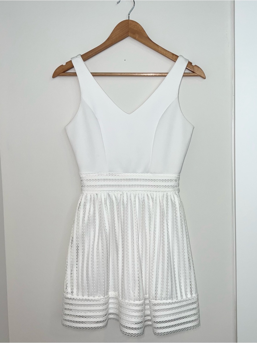 Gianni Bini White Eyelet Lace Fit & Flare Dress Size XS